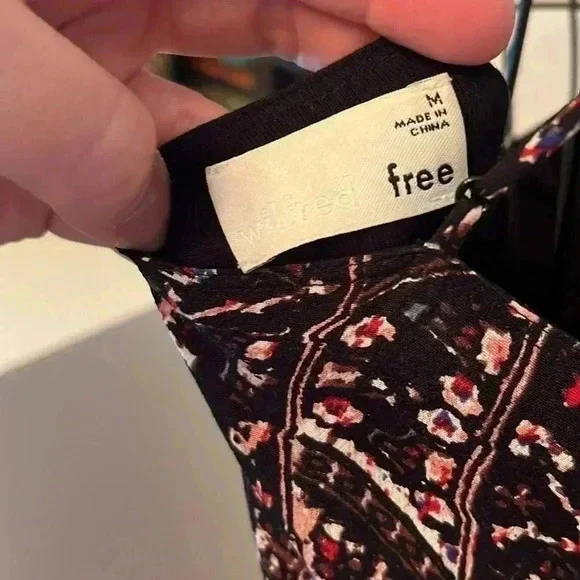 Aritzia Wilfred Free Slip-dress-Sz M - Picture 4 of 7